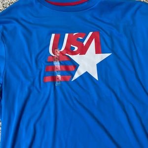 Mens field and stream t shirt.